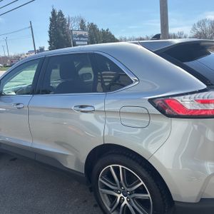 FORD EDGE TITANIUM - 6