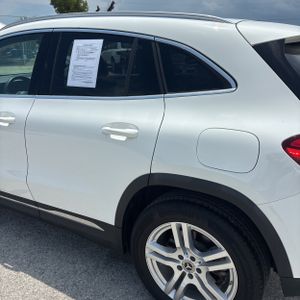 صورة 6 لـ 2021 Mercedes-BENZ GLA