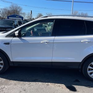 FORD ESCAPE TITANIUM - 4