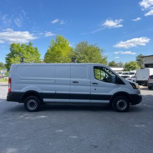 FORD TRANSIT 250 - 10