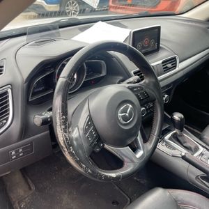 صورة 35 لـ 2015 Mazda MAZDA3 S GRAND TOURING