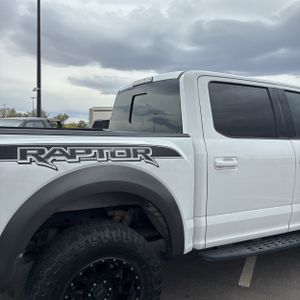 Ford F-150 Raptor - 9