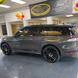 2022 Lincoln AVIATOR BLACK LABEL 照片 3