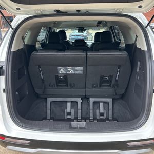 صورة مصغرة 42 لـ 2023 KIA CARNIVAL LX
