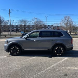 KIA TELLURIDE S - 3