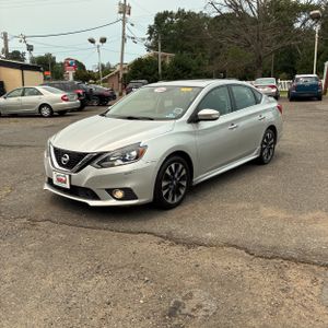 2016 Nissan SENTRA SR photo 1