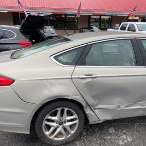 2015 FORD FUSION SE 照片 9