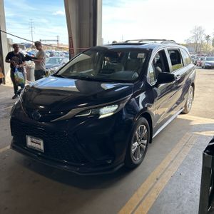 TOYOTA SIENNA - 3