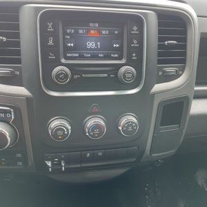 صورة مصغرة 36 لـ 2018 RAM 1500 TRADESMAN