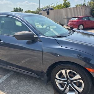 صورة مصغرة 13 لـ 2018 Honda CIVIC LX