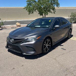 TOYOTA CAMRY - 1