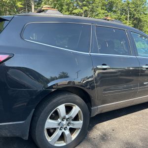 2017 Chevrolet TRAVERSE LT 照片 9