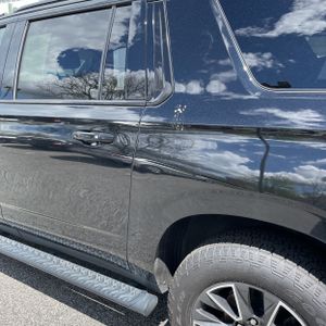 CHEVROLET SUBURBAN Z71 - 6