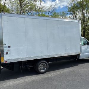 FORD E-350 CUTAWAY - 9