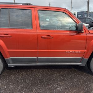 2012 JEEP PATRIOT LATITUDE — миниатюра 11
