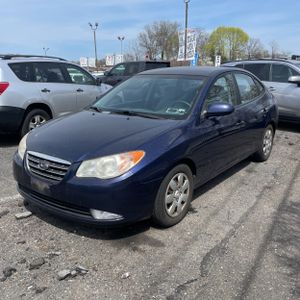 HYUNDAI ELANTRA GLS - 1