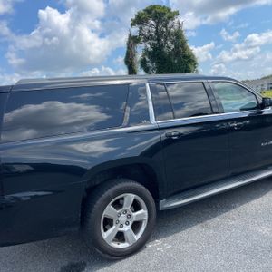 2016 Chevrolet SUBURBAN LT — фото 9