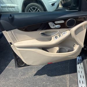 2016 Mercedes-BENZ GLC photo 77