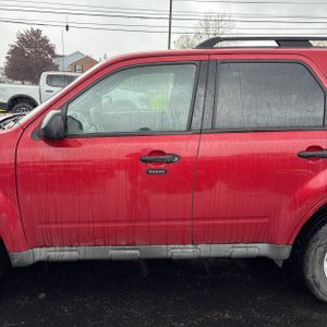 FORD ESCAPE XLT - 4