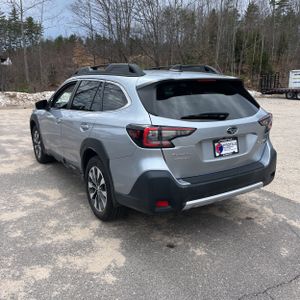 SUBARU OUTBACK LIMITED XT - 5