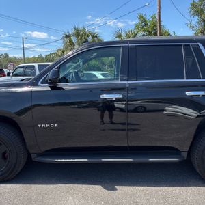 CHEVROLET TAHOE LS - 4