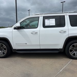 JEEP WAGONEER SERIES III - 4