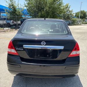 2011 Nissan VERSA 1.8S — фото 7