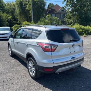 2017 FORD ESCAPE SE — фото 5