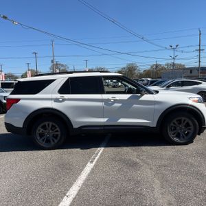 FORD EXPLORER XLT - 10