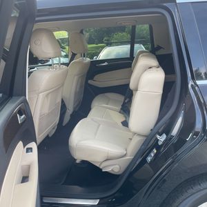 2017 Mercedes-BENZ GLS thumbnail 31