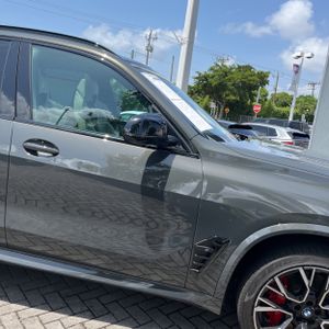 صورة مصغرة 12 لـ 2025 BMW X5 M COMPETITION