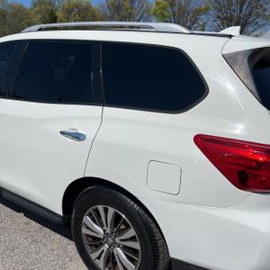 NISSAN PATHFINDER SV - 6