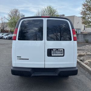 CHEVROLET EXPRESS CARGO 2500 - 7