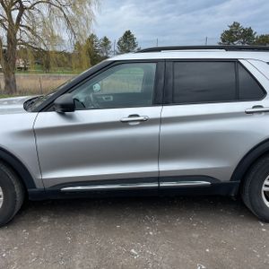 FORD EXPLORER XLT - 4