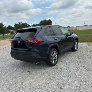 2023 Toyota RAV4 XLE PREMIUM photo 8