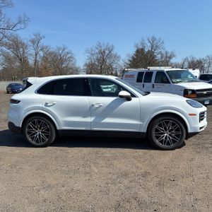 PORSCHE CAYENNE - 10