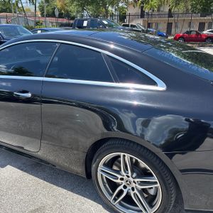 MERCEDES-BENZ E-CLASS - 6