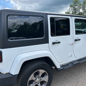 2017 JEEP WRANGLER UNLIMITED SAHARA — фото 9