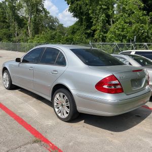 MERCEDES-BENZ E-CLASS - 5