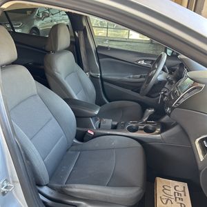 2017 Chevrolet CRUZE LT AUTO — миниатюра 32