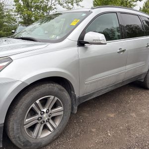 CHEVROLET TRAVERSE - 2