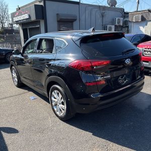 HYUNDAI TUCSON SE - 5