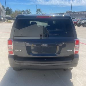 JEEP PATRIOT LATITUDE - 7