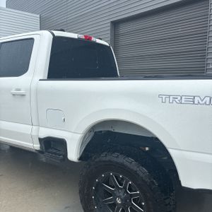 FORD F-350 SUPER DUTY LARIAT - 6