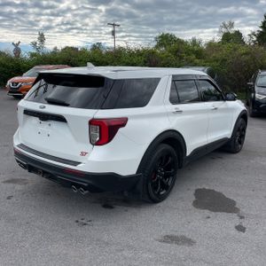 FORD EXPLORER ST - 8