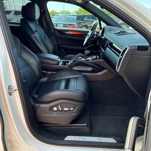 2019 Porsche CAYENNE S 照片 32