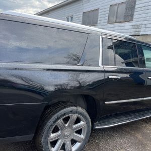 CADILLAC ESCALADE ESV LUXURY - 9