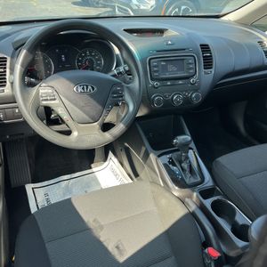 2018 KIA FORTE LX — миниатюра 35