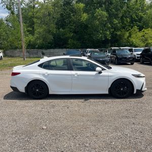 2025 Toyota CAMRY SE 照片 10