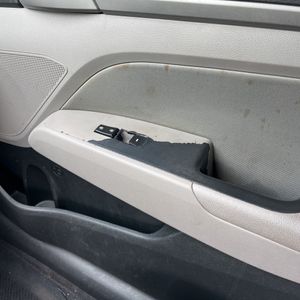 2018 Hyundai ELANTRA SEL — миниатюра 73